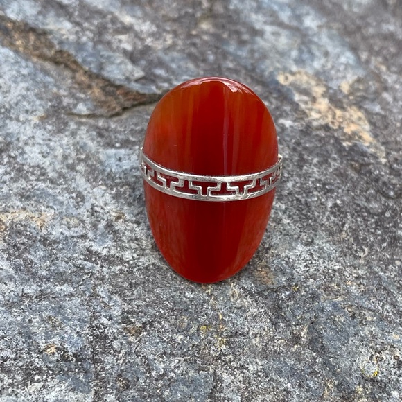 Vintage Carnelian Sterling Modernist Ring - Picture 9 of 9